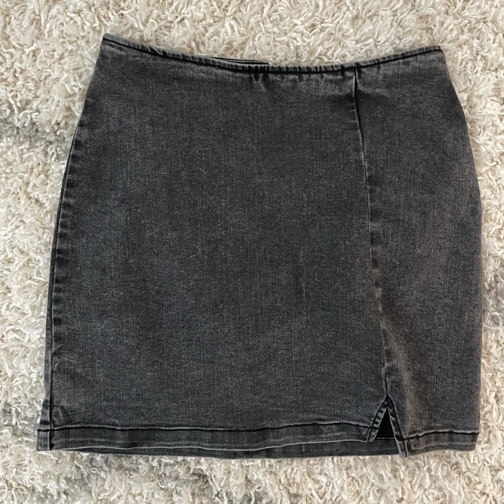 Wild fable size 4 stretch denim skirt